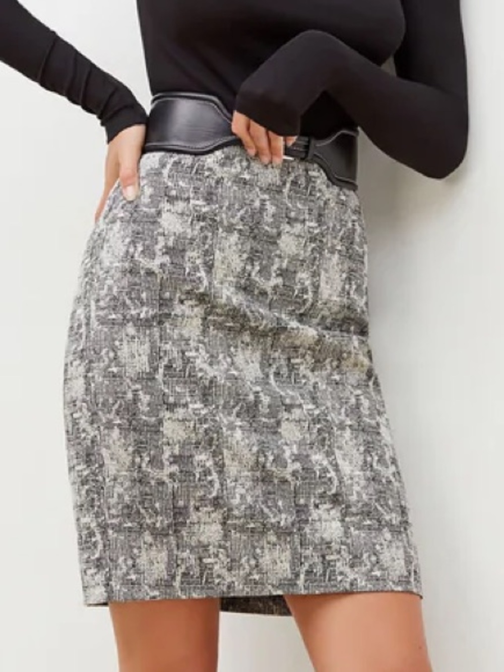 M.M. LaFleur Noho Grey Crackle Pattern Skirt Size 10